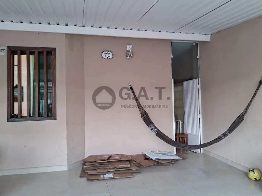 Foto 4 de Casa com 4 quartos para alugar, 124m2 em Jardim Guarujá, Sorocaba - SP