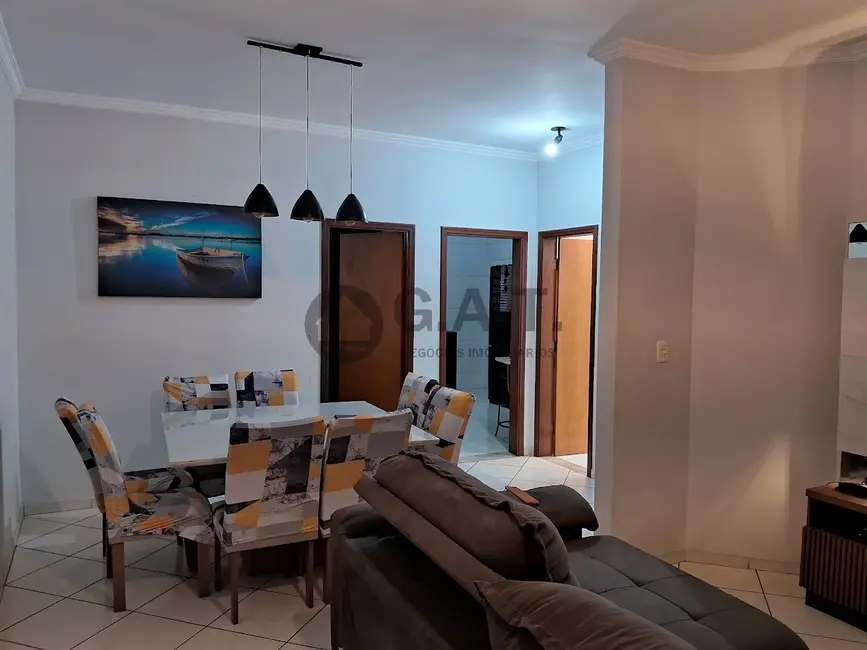 Foto 7 de Casa com 4 quartos para alugar, 124m2 em Jardim Guarujá, Sorocaba - SP