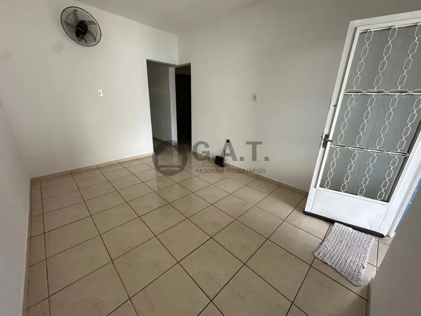 Foto 2 de Casa com 4 quartos para alugar, 110m2 em Vila Nova Sorocaba, Sorocaba - SP