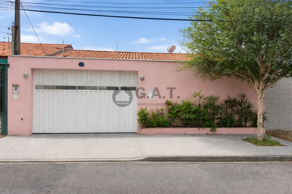 Foto 2 de Casa com 4 quartos à venda, 250m2 em Jardim Pires de Mello, Sorocaba - SP