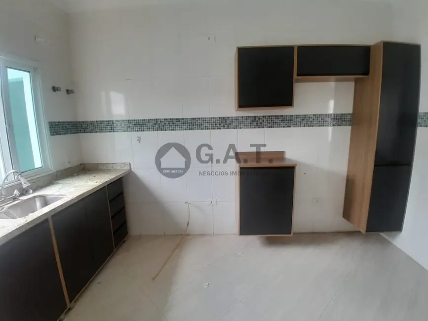 Foto 6 de Casa de Condomínio com 3 quartos para alugar, 120m2 em Aracoiaba Da Serra - SP