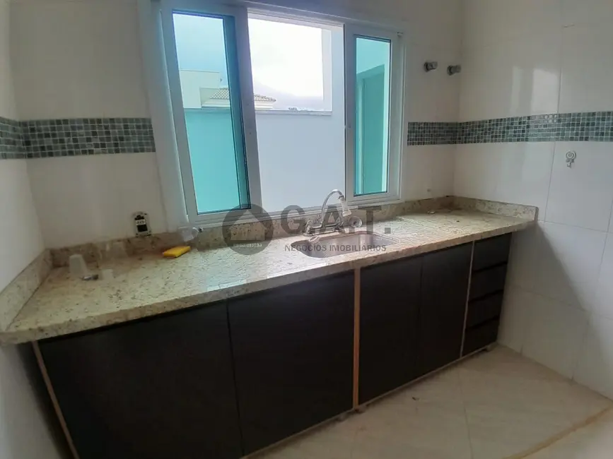 Foto 7 de Casa de Condomínio com 3 quartos para alugar, 120m2 em Aracoiaba Da Serra - SP