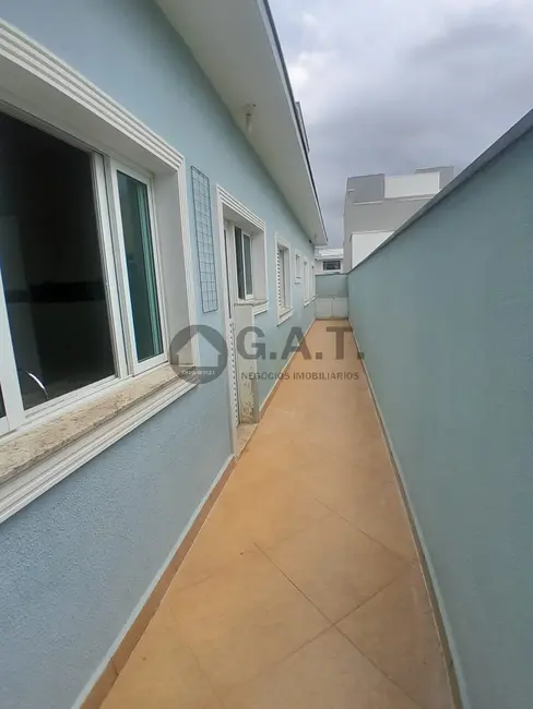 Foto 4 de Casa de Condomínio com 3 quartos para alugar, 120m2 em Aracoiaba Da Serra - SP