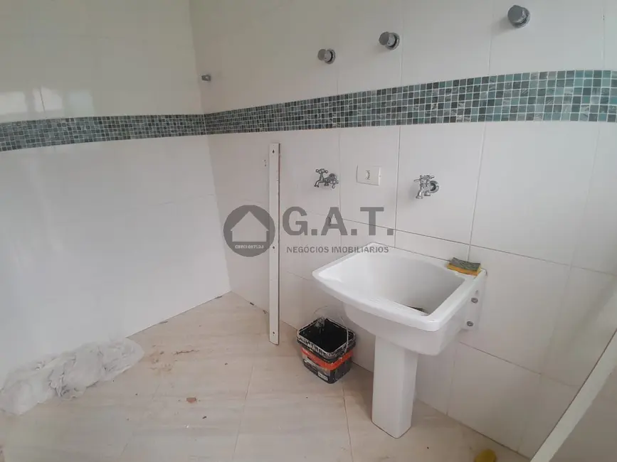 Foto 5 de Casa de Condomínio com 3 quartos para alugar, 120m2 em Aracoiaba Da Serra - SP