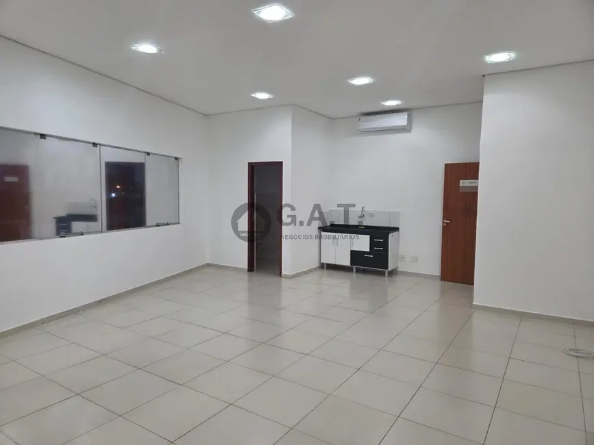Foto 1 de Sala Comercial para alugar, 55m2 em Jardim Siriema, Sorocaba - SP