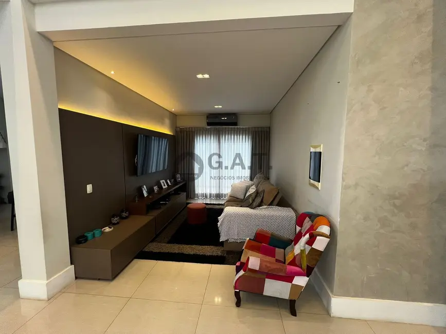 Foto 5 de Casa de Condomínio com 4 quartos para alugar, 335m2 em Sorocaba - SP