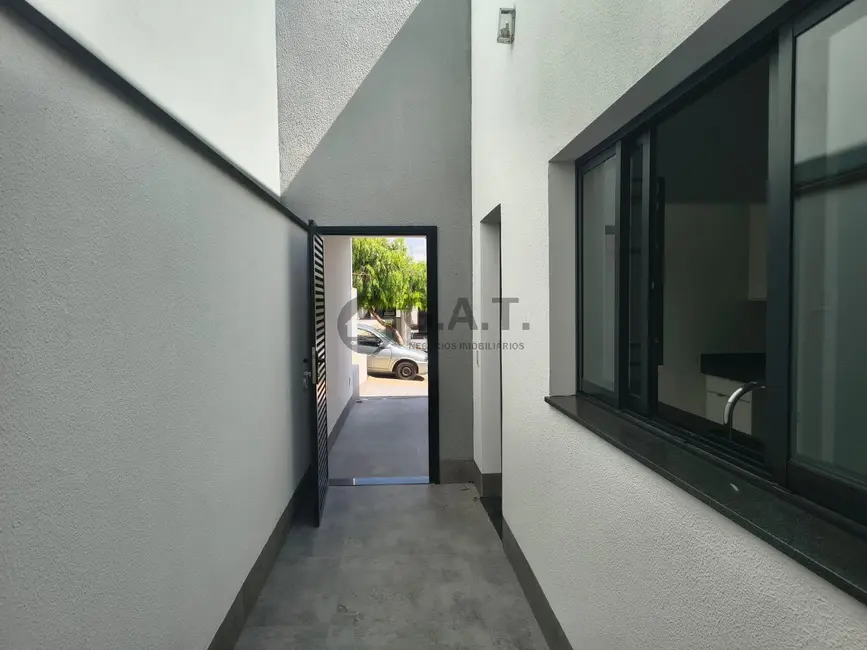 Casa de Condomínio com 3 quartos à venda, 180m2 em Sorocaba - SP - imagem 9 Foto 9 de Casa de Condomínio com 3 quartos à venda, 180m2 em Sorocaba - SP