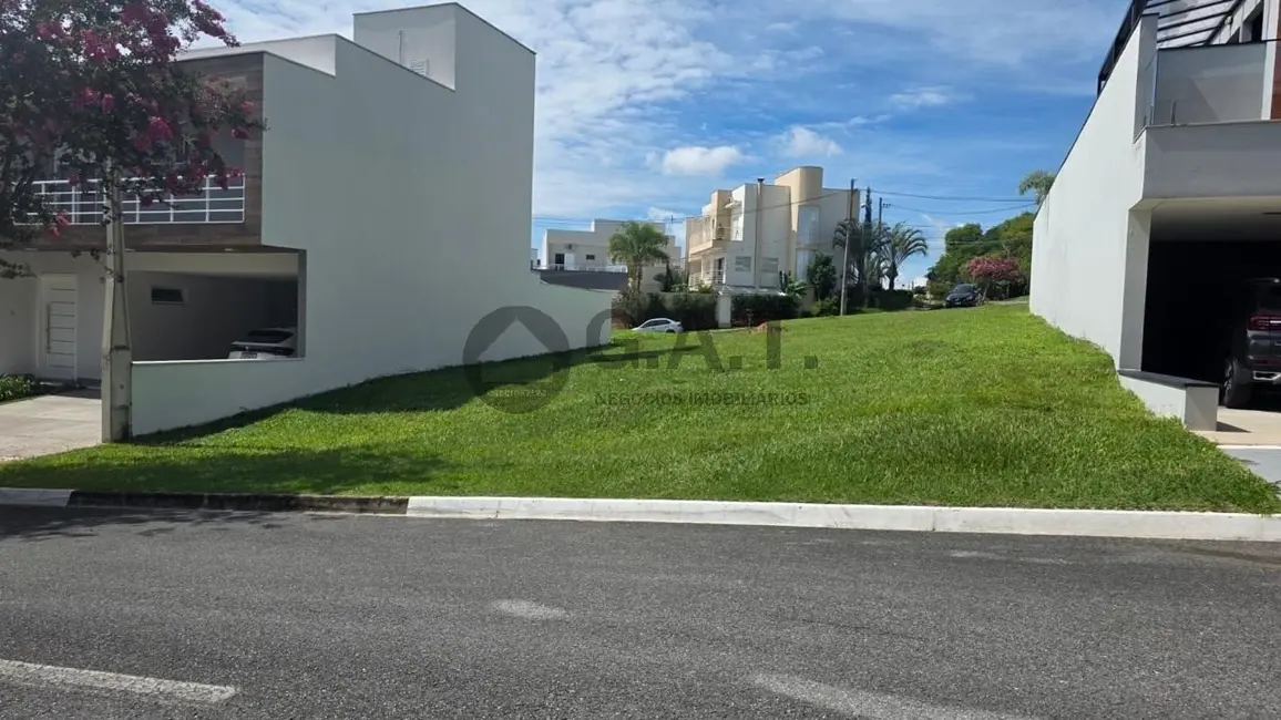 Foto 1 de Terreno / Lote à venda, 300m2 em Parque Esplanada, Votorantim - SP