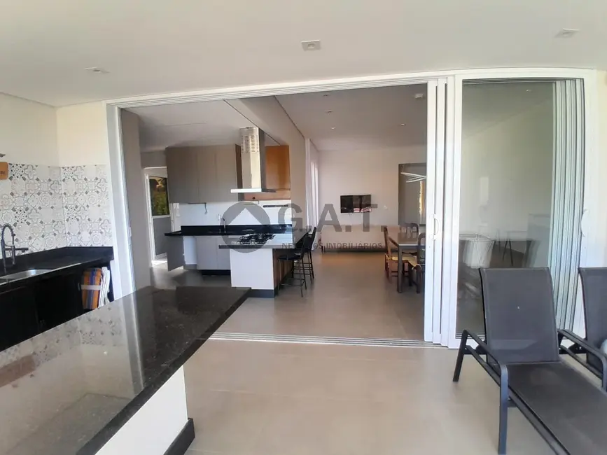 Foto 9 de Casa de Condomínio com 4 quartos à venda, 250m2 em Salto De Pirapora - SP