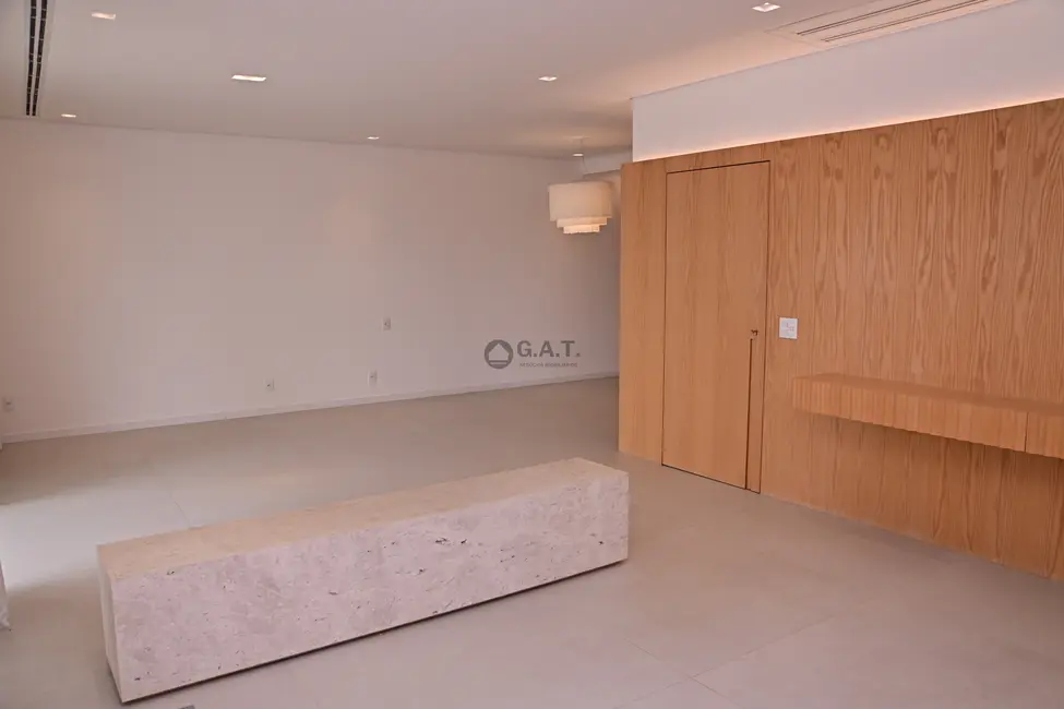 Apartamento com 3 quartos à venda, 196m2 em Sorocaba - SP - imagem 5 Foto 5 de Apartamento com 3 quartos à venda, 196m2 em Sorocaba - SP