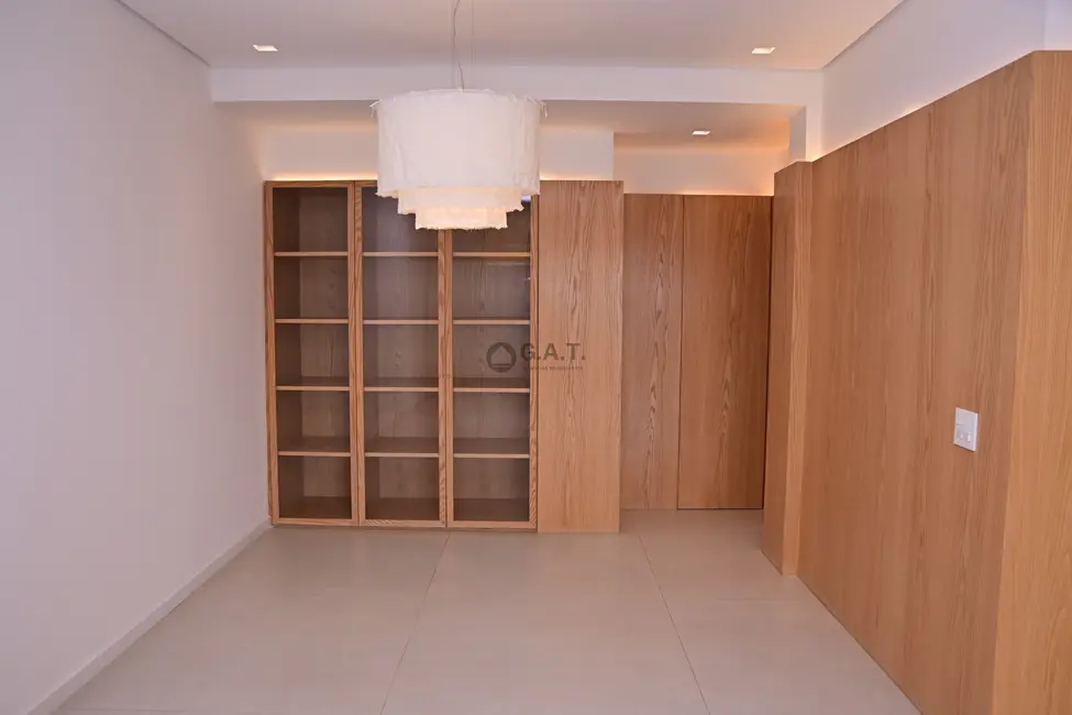 Apartamento com 3 quartos à venda, 196m2 em Sorocaba - SP - imagem 2 Foto 2 de Apartamento com 3 quartos à venda, 196m2 em Sorocaba - SP