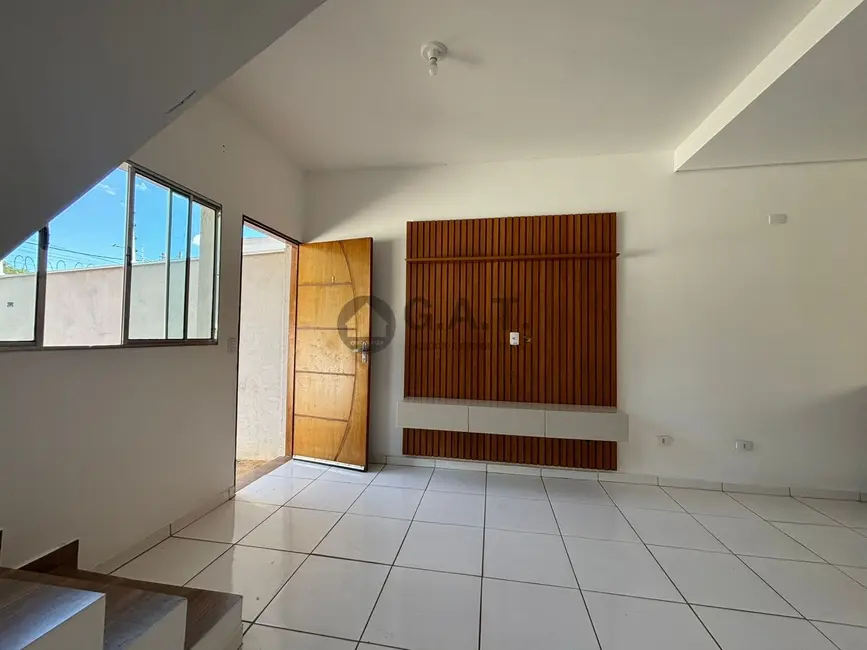 Foto 9 de Casa com 2 quartos para alugar, 80m2 em Jardim Santa Rosa, Sorocaba - SP