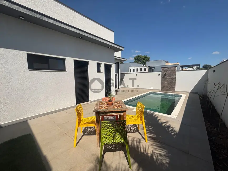 Casa de Condomínio com 3 quartos à venda, 194m2 em Sorocaba - SP - imagem 3 Foto 3 de Casa de Condomínio com 3 quartos à venda, 194m2 em Sorocaba - SP