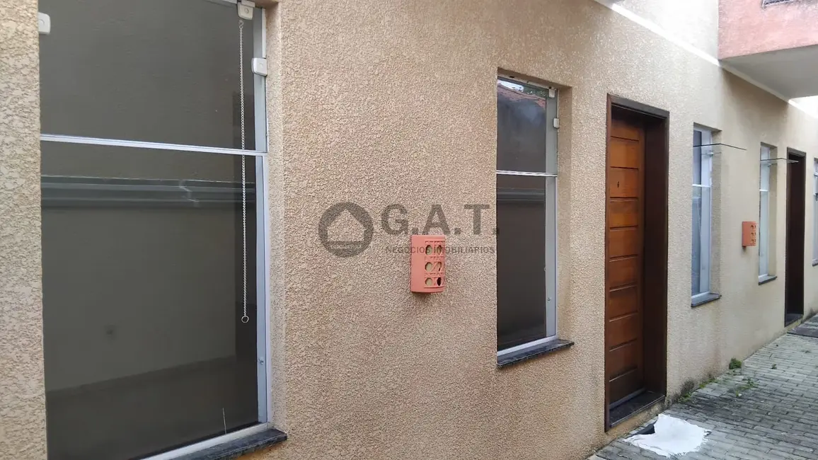 Foto 2 de Casa de Condomínio com 2 quartos para alugar, 120m2 em Vila Barcelona, Sorocaba - SP