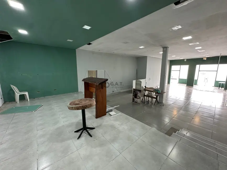 Sala Comercial para alugar, 250m2 em Vossoroca, Votorantim - SP - imagem 6 Foto 6 de Sala Comercial para alugar, 250m2 em Vossoroca, Votorantim - SP