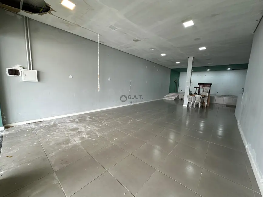 Sala Comercial para alugar, 250m2 em Vossoroca, Votorantim - SP - imagem 5 Foto 5 de Sala Comercial para alugar, 250m2 em Vossoroca, Votorantim - SP