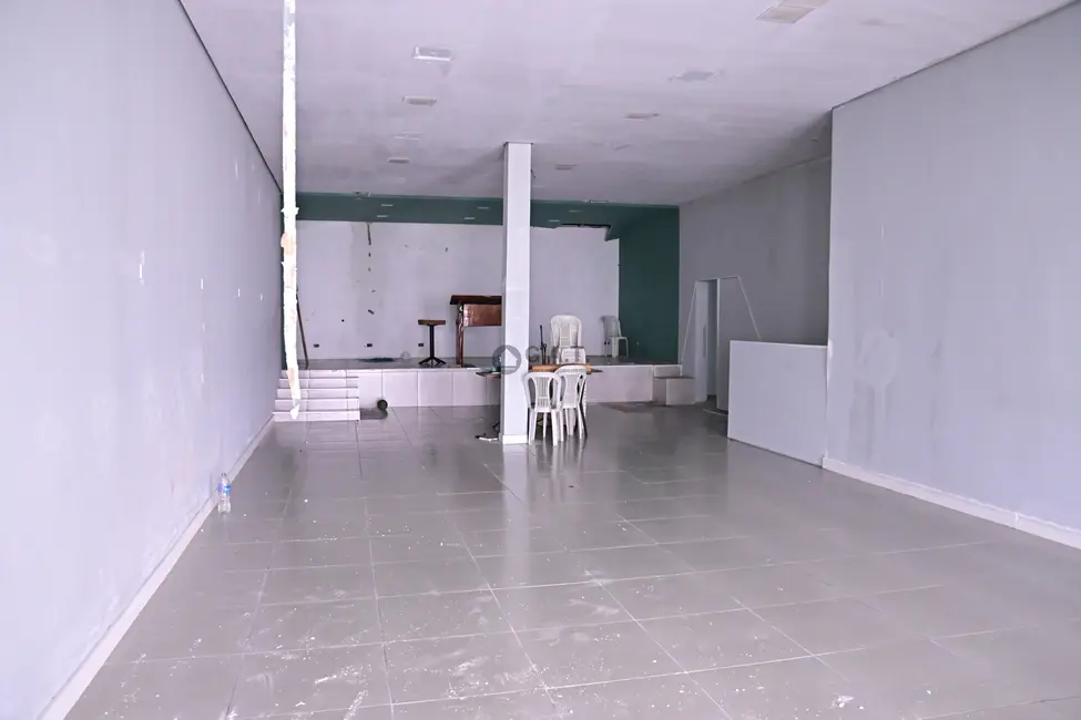 Foto 1 de Sala Comercial para alugar, 250m2 em Vossoroca, Votorantim - SP