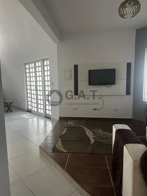 Foto 2 de Chácara com 3 quartos à venda, 240m2 em Sorocaba - SP