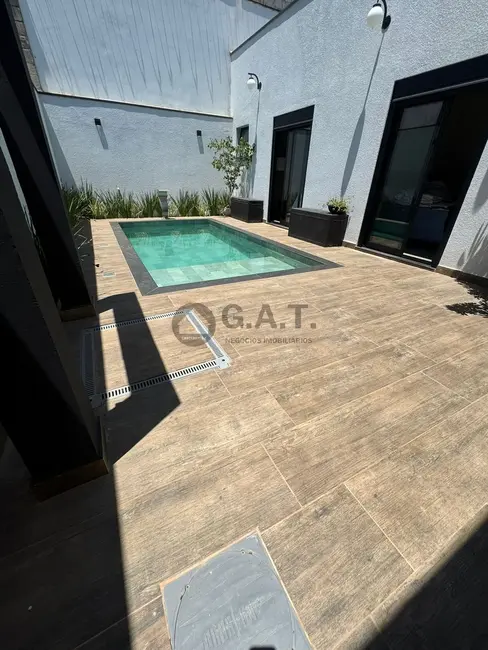 Foto 9 de Casa de Condomínio com 3 quartos à venda, 220m2 em Votorantim - SP