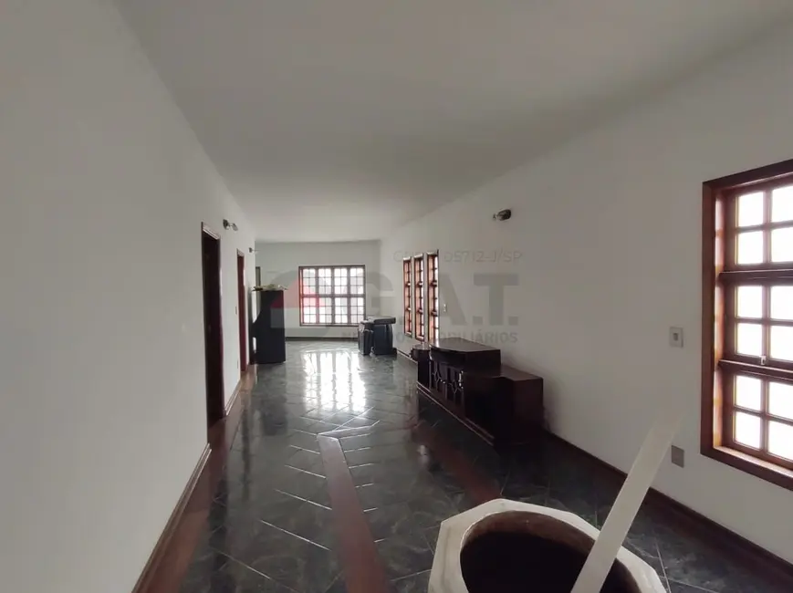 Foto 4 de Casa com 3 quartos para alugar, 800m2 em Vila Trujillo, Sorocaba - SP