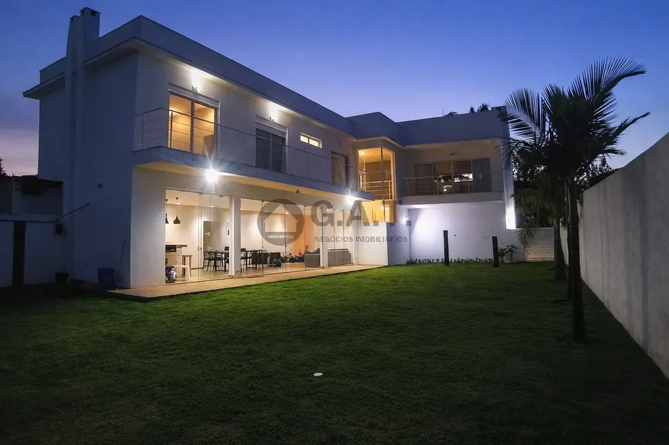 Foto 6 de Casa de Condomínio com 4 quartos para alugar, 334m2 em Aracoiaba Da Serra - SP