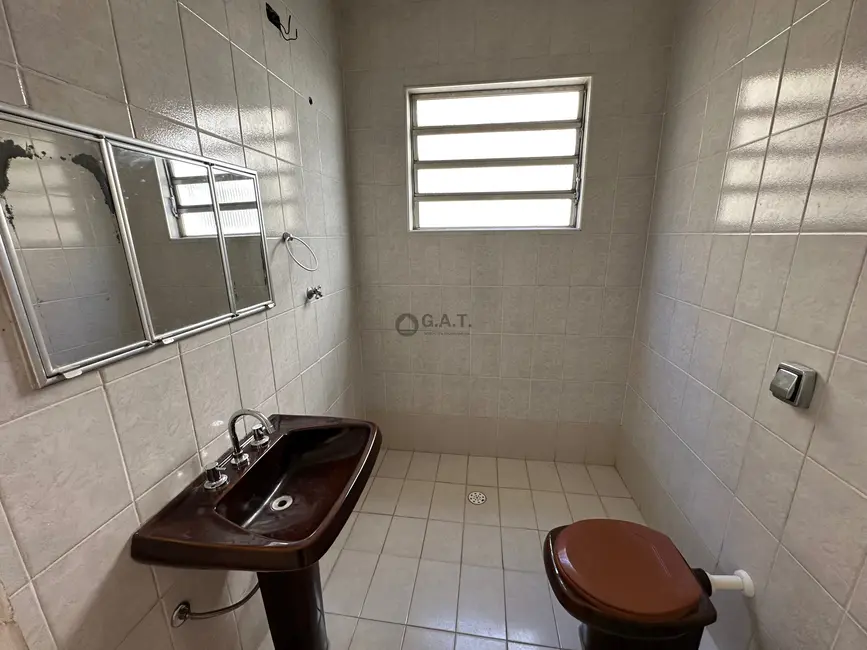 Casa com 3 quartos à venda, 201m2 em Jardim Santa Cecília, Sorocaba - SP - imagem 4 Foto 4 de Casa com 3 quartos à venda, 201m2 em Jardim Santa Cecília, Sorocaba - SP