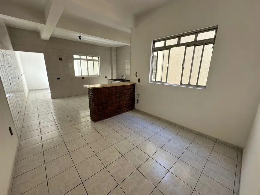 Casa com 3 quartos à venda, 201m2 em Jardim Santa Cecília, Sorocaba - SP - imagem 5 Foto 5 de Casa com 3 quartos à venda, 201m2 em Jardim Santa Cecília, Sorocaba - SP