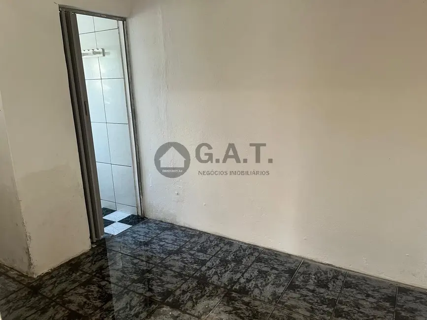 Foto 9 de Casa com 2 quartos para alugar, 70m2 em Jardim São Marcos, Sorocaba - SP