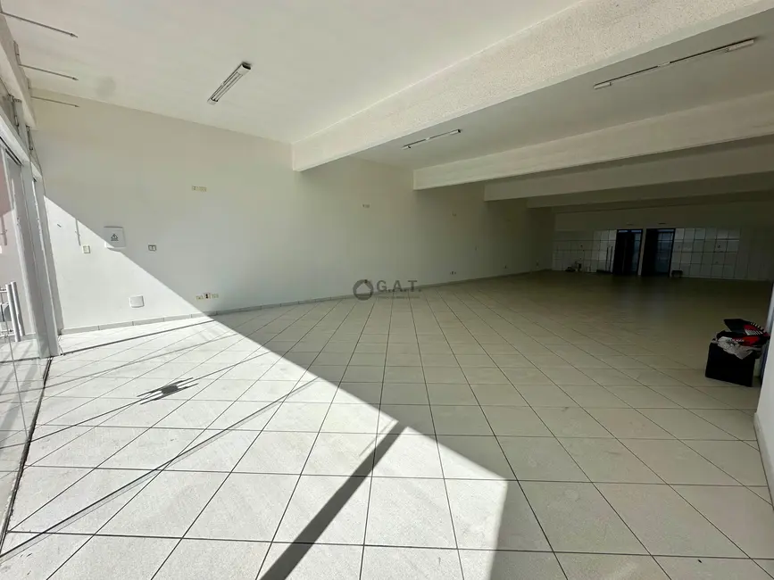 Sala Comercial para alugar, 198m2 em Jardim Santa Cecília, Sorocaba - SP - imagem 2 Foto 2 de Sala Comercial para alugar, 198m2 em Jardim Santa Cecília, Sorocaba - SP