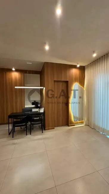 Casa com 4 quartos para alugar, 362m2 em Parque Campolim, Sorocaba - SP - imagem 2 Foto 2 de Casa com 4 quartos para alugar, 362m2 em Parque Campolim, Sorocaba - SP