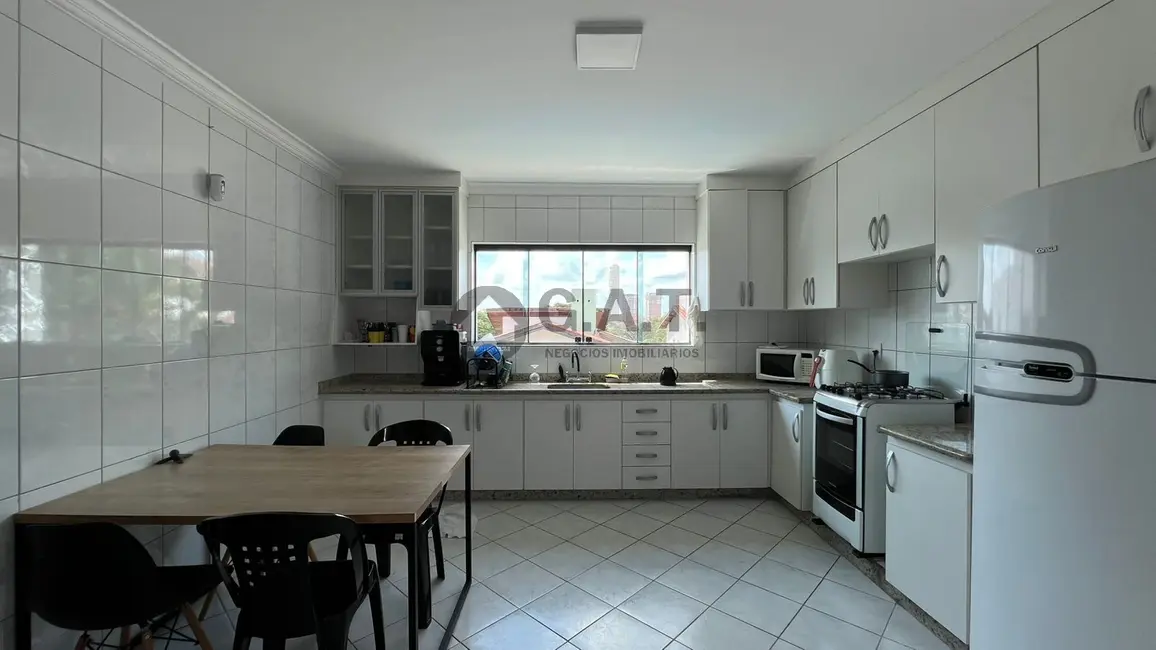 Casa com 4 quartos para alugar, 362m2 em Parque Campolim, Sorocaba - SP - imagem 8 Foto 8 de Casa com 4 quartos para alugar, 362m2 em Parque Campolim, Sorocaba - SP