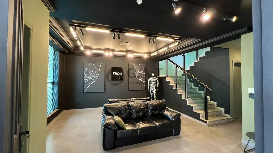 Casa com 4 quartos para alugar, 362m2 em Parque Campolim, Sorocaba - SP - imagem 9 Foto 9 de Casa com 4 quartos para alugar, 362m2 em Parque Campolim, Sorocaba - SP