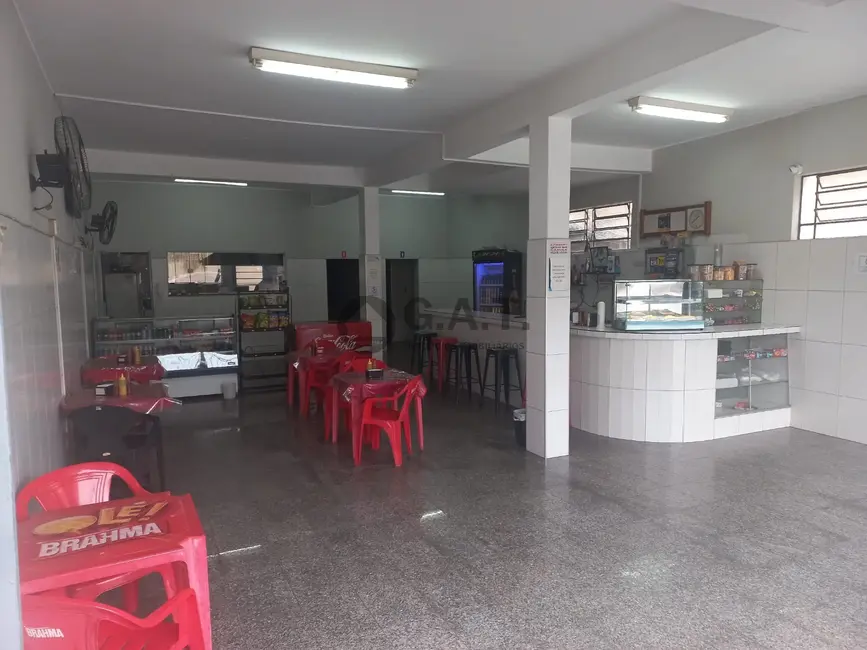 Foto 2 de Sala Comercial com 3 quartos para alugar, 274m2 em Jardim Maria Antônia Prado, Sorocaba - SP