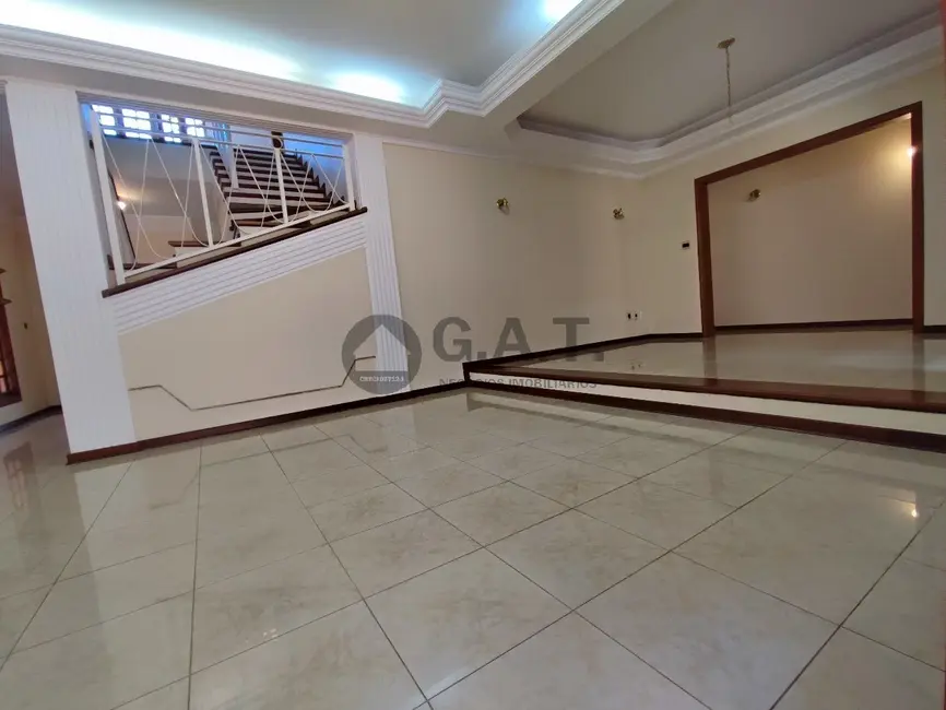 Foto 3 de Casa de Condomínio com 3 quartos à venda, 303m2 em Granja Olga I, Sorocaba - SP