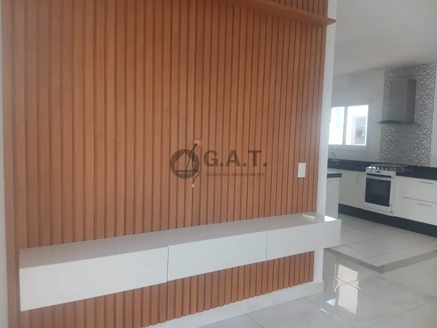 Foto 4 de Apartamento com 2 quartos para alugar, 64m2 em Parque Campolim, Sorocaba - SP