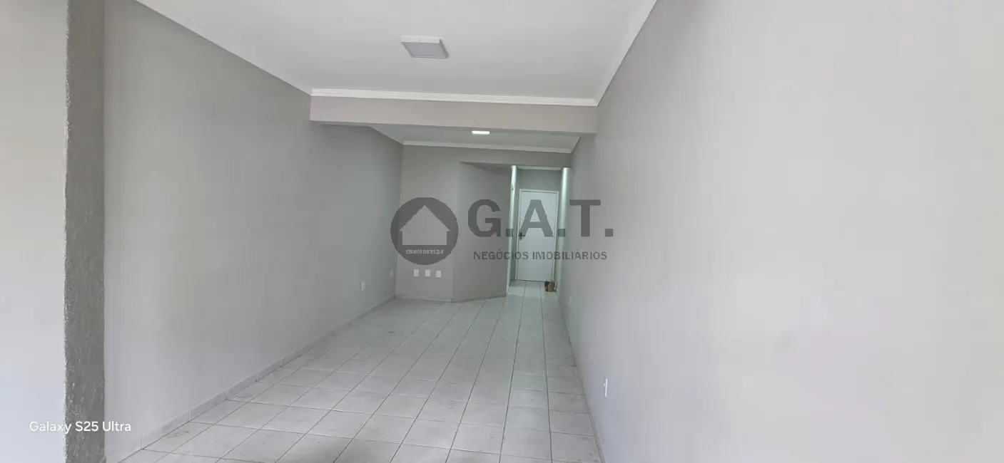 Apartamento com 3 quartos para alugar, 90m2 em Vila Barão, Sorocaba - SP - imagem 1 Foto 1 de Apartamento com 3 quartos para alugar, 90m2 em Vila Barão, Sorocaba - SP