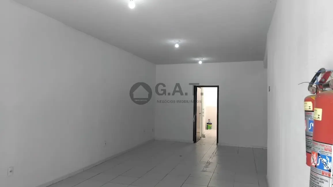 Foto 3 de Sala Comercial para alugar, 60m2 em Vila Augusta, Sorocaba - SP
