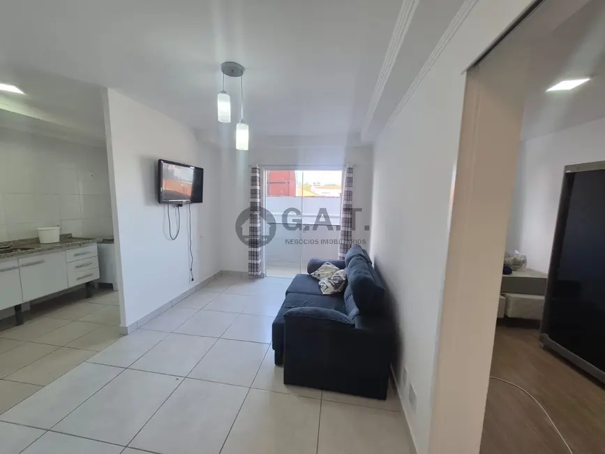 Foto 2 de Apartamento com 1 quarto para alugar, 48m2 em Vila Hortência, Sorocaba - SP