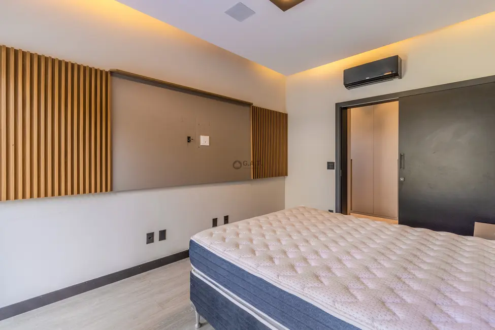 Foto 5 de Casa de Condomínio com 4 quartos para alugar, 460m2 em Jardim Residencial Saint Patrick, Sorocaba - SP