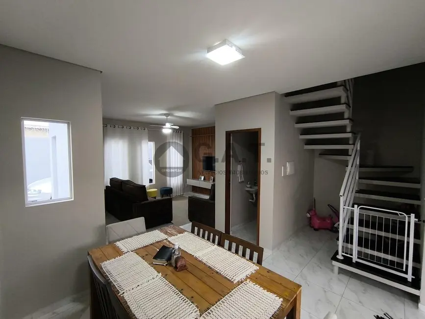 Foto 4 de Casa com 3 quartos à venda, 136m2 em Ipero - SP