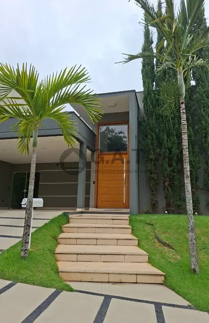 Foto 2 de Casa de Condomínio com 3 quartos à venda, 200m2 em Jardim Residencial Mont Blanc, Sorocaba - SP