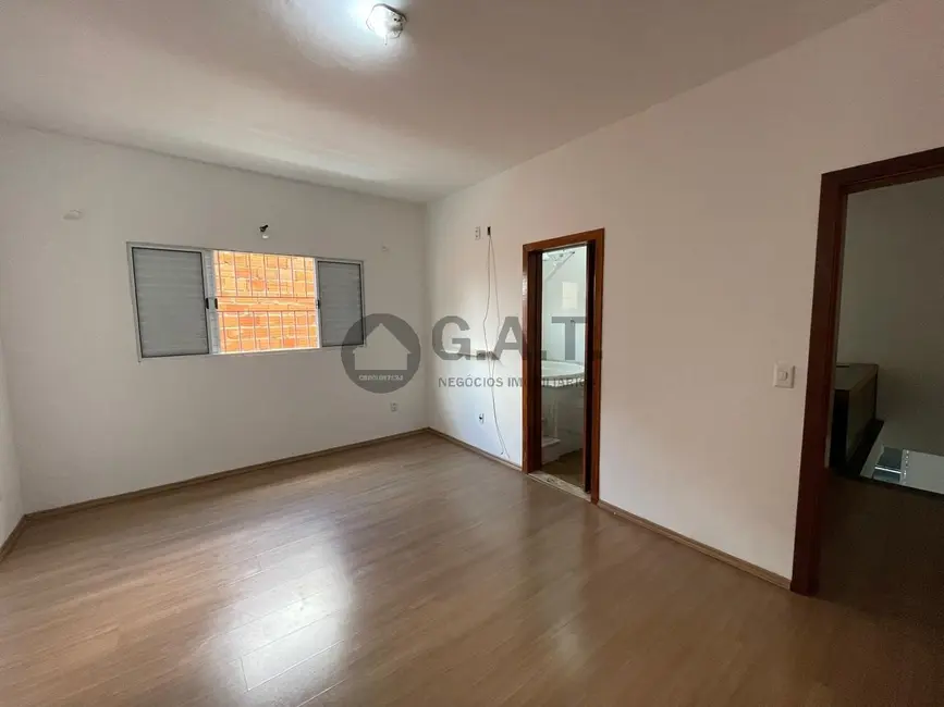 Foto 6 de Casa com 3 quartos para alugar, 199m2 em Jardim Santa Catarina, Sorocaba - SP