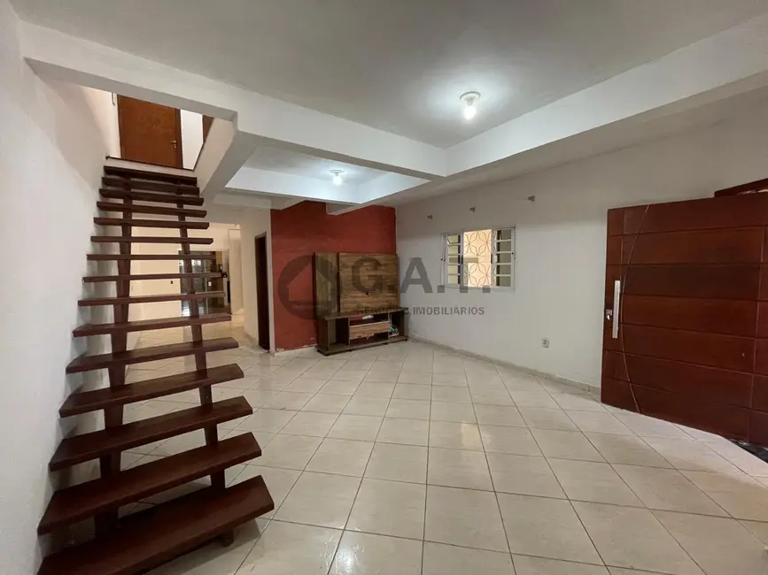 Foto 1 de Casa com 3 quartos para alugar, 199m2 em Jardim Santa Catarina, Sorocaba - SP