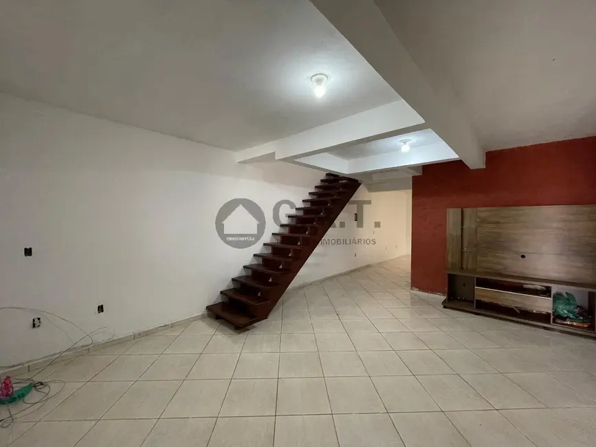 Foto 2 de Casa com 3 quartos para alugar, 199m2 em Jardim Santa Catarina, Sorocaba - SP