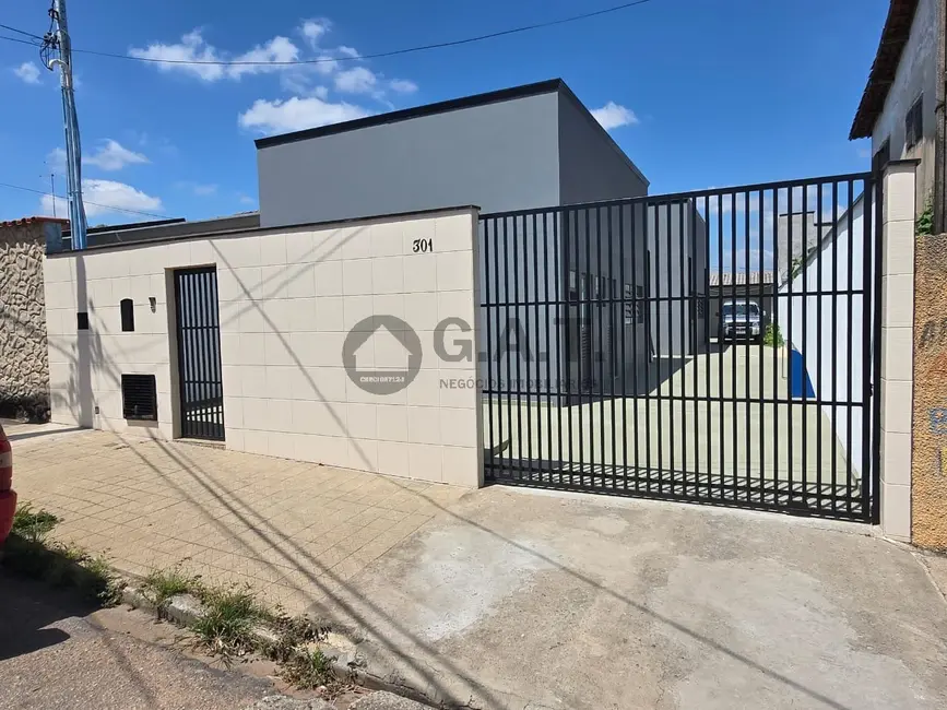 Armazém / Galpão à venda, 145m2 em Jardim Tatiana, Sorocaba - SP - imagem 1 Foto 1 de Armazém / Galpão à venda, 145m2 em Jardim Tatiana, Sorocaba - SP