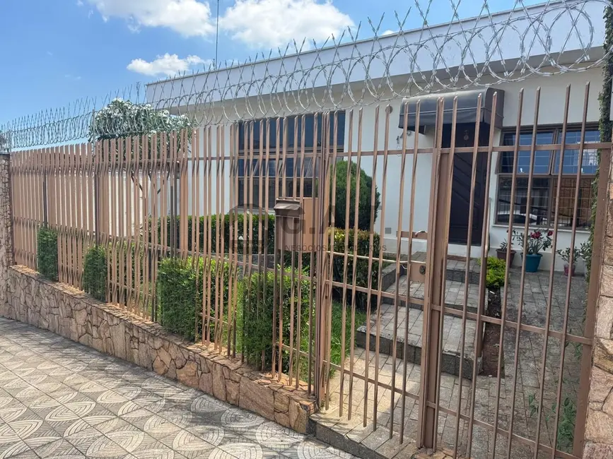 Foto 2 de Casa com 4 quartos à venda, 225m2 em Vila Trujillo, Sorocaba - SP