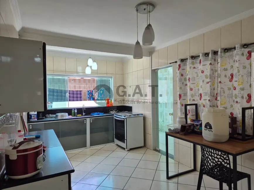 Foto 5 de Casa com 4 quartos à venda, 197m2 em Jardim Palmira, Votorantim - SP
