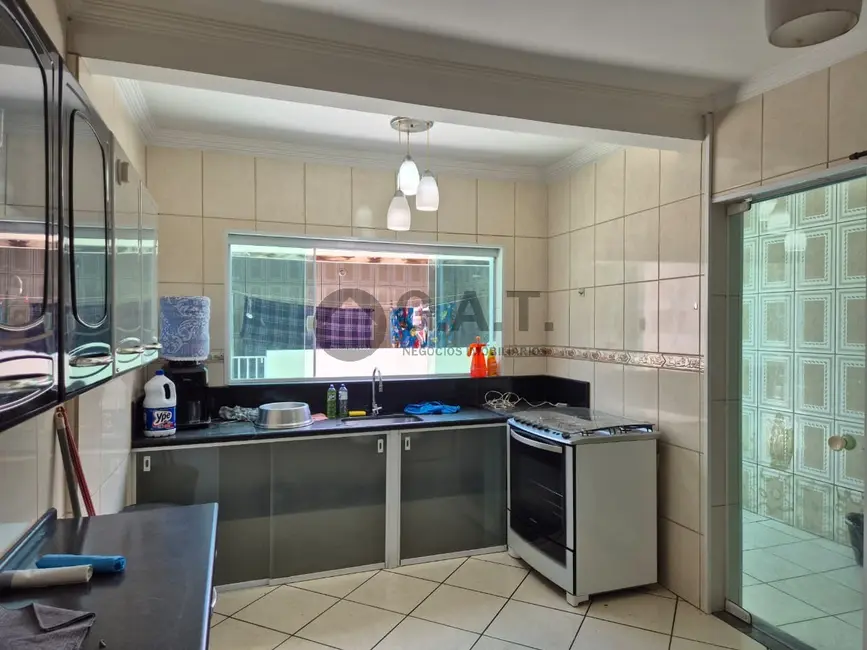 Foto 6 de Casa com 4 quartos à venda, 197m2 em Jardim Palmira, Votorantim - SP