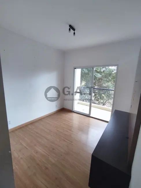 Apartamento com 3 quartos para alugar, 81m2 em Jardim Judith, Sorocaba - SP - imagem 4 Foto 4 de Apartamento com 3 quartos para alugar, 81m2 em Jardim Judith, Sorocaba - SP