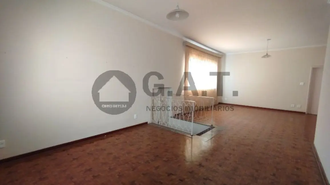 Casa com 3 quartos para alugar, 206m2 em Centro, Sorocaba - SP - imagem 2 Foto 2 de Casa com 3 quartos para alugar, 206m2 em Centro, Sorocaba - SP